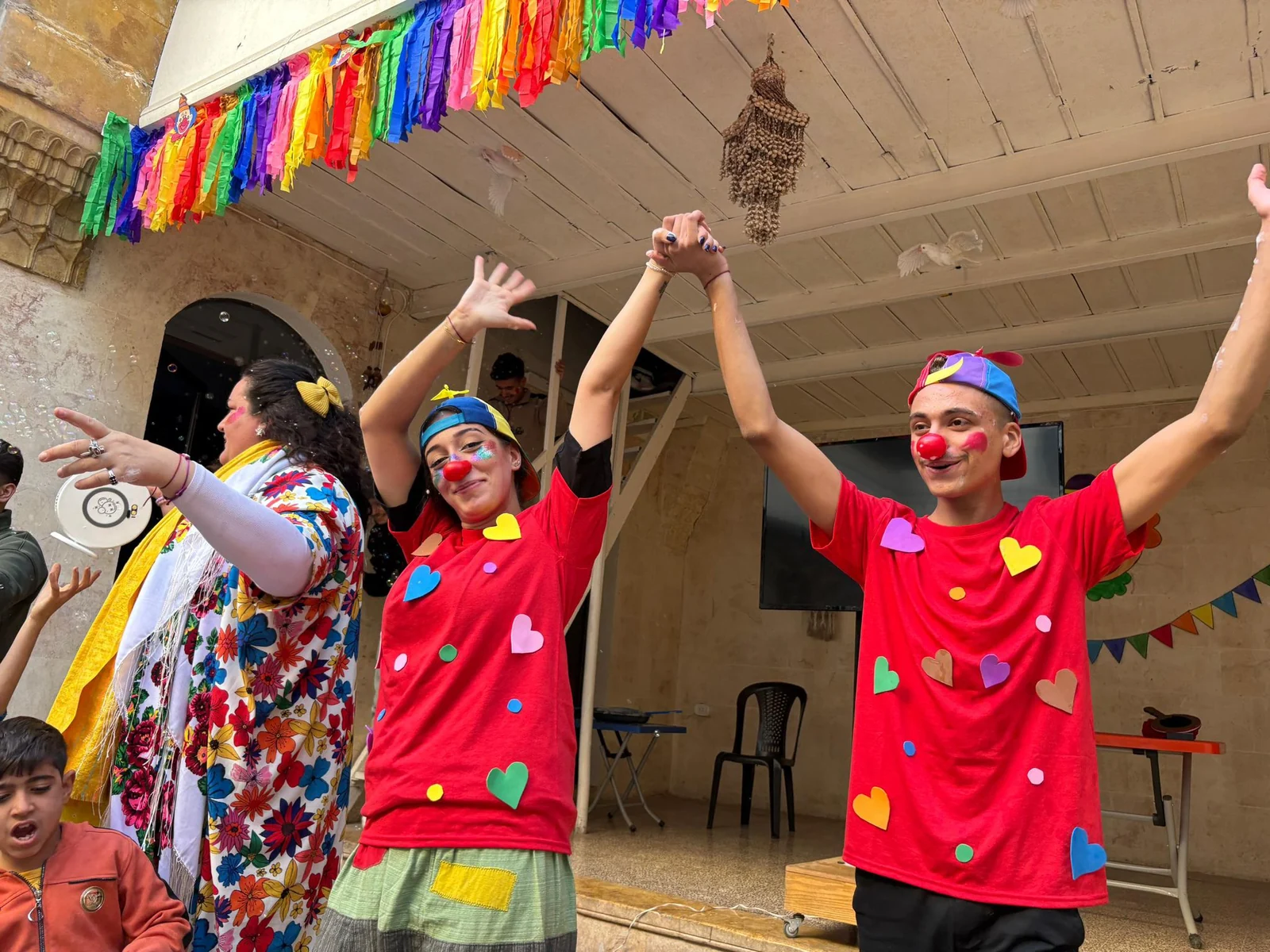 Animation clown et spectacle au centre 123 HOPE.